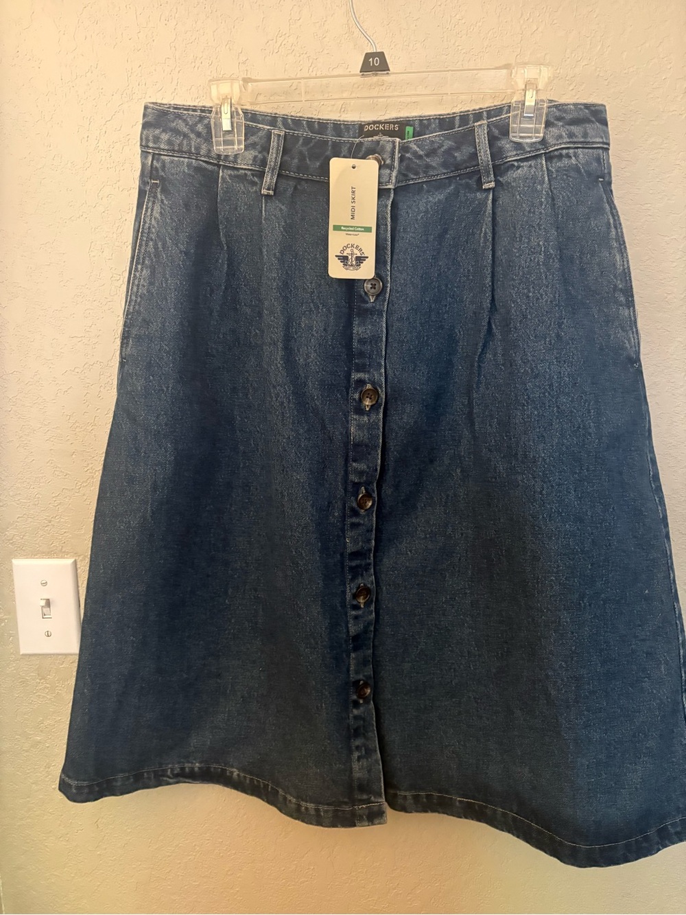 Dockers Women's Blue Button-Front A-Line Denim Skirt